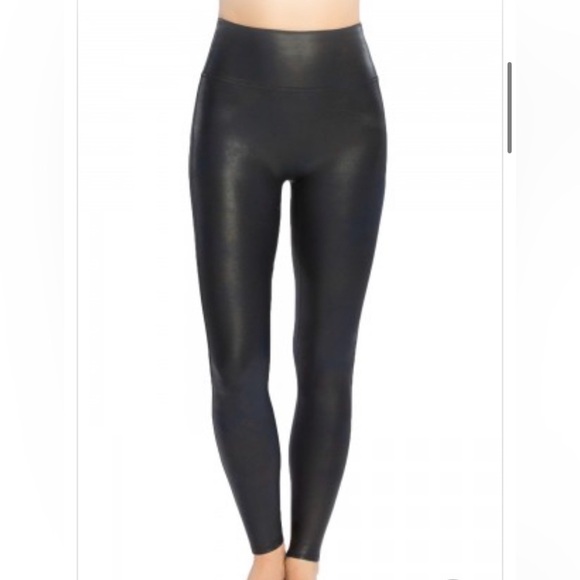SPANX Pants - Spanx Ready-to-Wow! PLeather Leggings size 2X